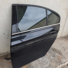 Carica l'immagine nel visualizzatore di Gallery, Image #3
