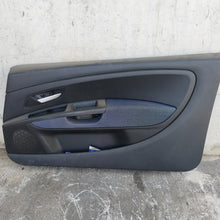 Lade das Bild in den Galerie-Viewer, Image #4
