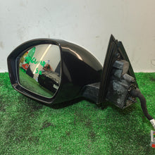 Lade das Bild in den Galerie-Viewer, Image #1

