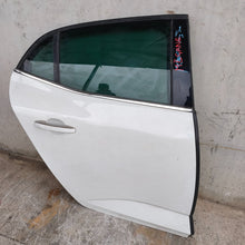 Carica l'immagine nel visualizzatore di Gallery, Image #2
