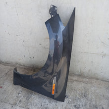 Lade das Bild in den Galerie-Viewer, Image #3
