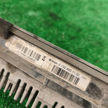 Lade das Bild in den Galerie-Viewer, Image #2
