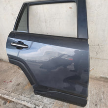 Lade das Bild in den Galerie-Viewer, Image #2

