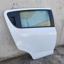Lade das Bild in den Galerie-Viewer, Image #2
