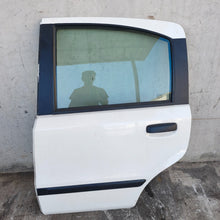 Carica l'immagine nel visualizzatore di Gallery, Image #1
