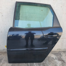 Lade das Bild in den Galerie-Viewer, Image #3
