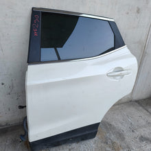 Carica l'immagine nel visualizzatore di Gallery, Image #3
