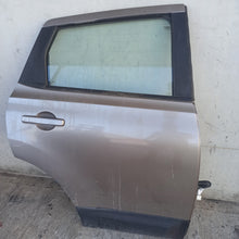Lade das Bild in den Galerie-Viewer, Image #3
