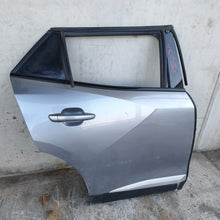 Carica l'immagine nel visualizzatore di Gallery, Image #3
