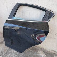 Lade das Bild in den Galerie-Viewer, Image #3

