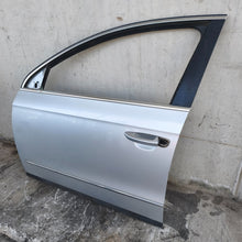 Carica l'immagine nel visualizzatore di Gallery, Image #2
