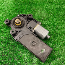 Lade das Bild in den Galerie-Viewer, Image #3
