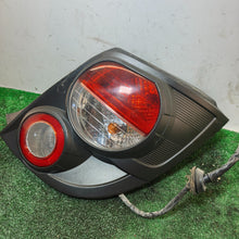 Lade das Bild in den Galerie-Viewer, Image #3
