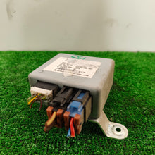 Lade das Bild in den Galerie-Viewer, Image #2
