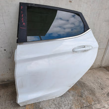 Carica l'immagine nel visualizzatore di Gallery, Image #3
