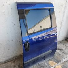 Lade das Bild in den Galerie-Viewer, Image #3

