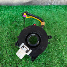 Lade das Bild in den Galerie-Viewer, Image #3
