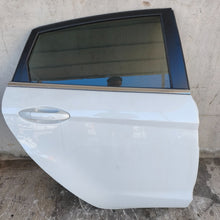 Lade das Bild in den Galerie-Viewer, Image #1
