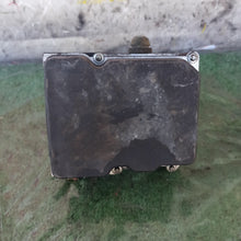 Lade das Bild in den Galerie-Viewer, Image #3
