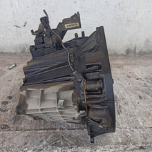 Lade das Bild in den Galerie-Viewer, Image #4
