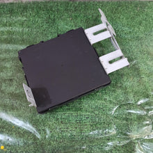 Lade das Bild in den Galerie-Viewer, Image #2
