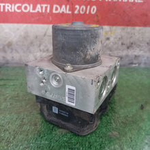 Lade das Bild in den Galerie-Viewer, Image #2
