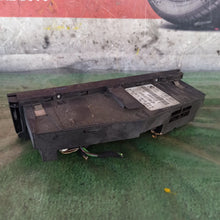 Lade das Bild in den Galerie-Viewer, Image #3
