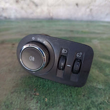 Carica l'immagine nel visualizzatore di Gallery, Image #1
