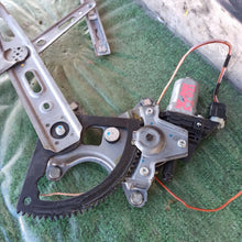 Carica l'immagine nel visualizzatore di Gallery, Image #3
