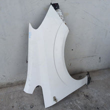 Lade das Bild in den Galerie-Viewer, Image #3
