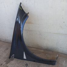 Lade das Bild in den Galerie-Viewer, Image #3
