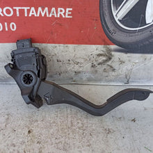 Carica l'immagine nel visualizzatore di Gallery, Image #2
