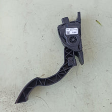 Carica l'immagine nel visualizzatore di Gallery, Image #3
