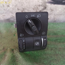 Lade das Bild in den Galerie-Viewer, Image #1
