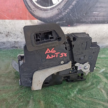 Lade das Bild in den Galerie-Viewer, Image #3
