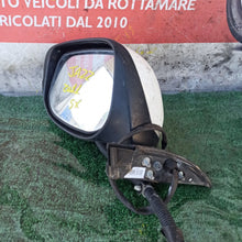 Carica l'immagine nel visualizzatore di Gallery, Image #3
