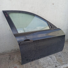 Lade das Bild in den Galerie-Viewer, Image #3
