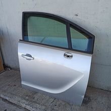 Carica l'immagine nel visualizzatore di Gallery, Image #3
