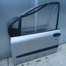 Carica l'immagine nel visualizzatore di Gallery, Image #3
