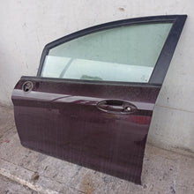 Lade das Bild in den Galerie-Viewer, Image #3
