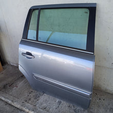 Lade das Bild in den Galerie-Viewer, Image #2
