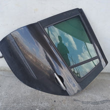 Carica l'immagine nel visualizzatore di Gallery, Image #1
