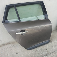 Carica l&#39;immagine nel visualizzatore di Gallery, Image #3
