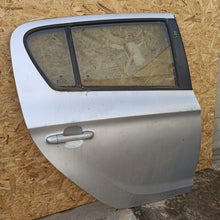 Carica l'immagine nel visualizzatore di Gallery, Image #2
