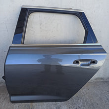 Lade das Bild in den Galerie-Viewer, Image #3
