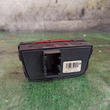 Lade das Bild in den Galerie-Viewer, Image #3
