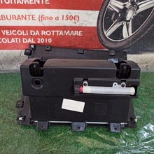 Lade das Bild in den Galerie-Viewer, Image #3

