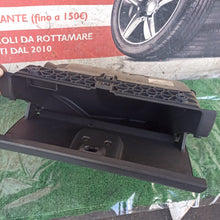Lade das Bild in den Galerie-Viewer, Image #3

